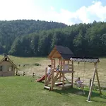 Alpesi faház Trzy Doliny - Three Valleys Grill&jacuzzi