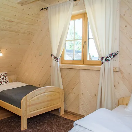 Trzy Doliny - Three Valleys Grill&jacuzzi *