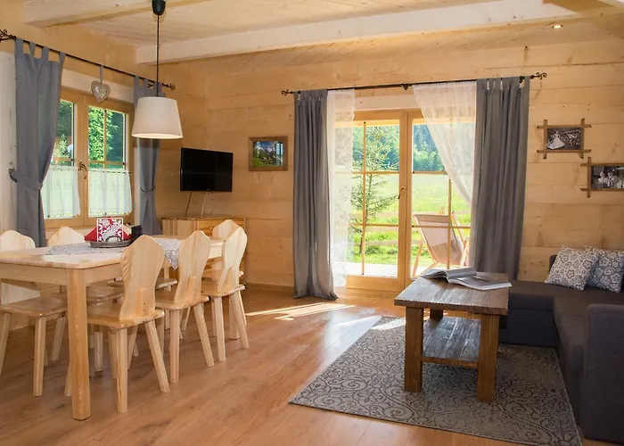 Trzy Doliny - Three Valleys Grill&jacuzzi *